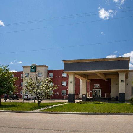 Quality Inn & Suites Whitecourt Eksteriør billede